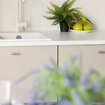 Apartman Bright 2-bedroom By Renters