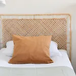 Bright 2-bedroom By Renters Apartman