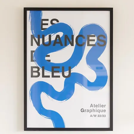 Apartament Bright 2-bedroom By Renters