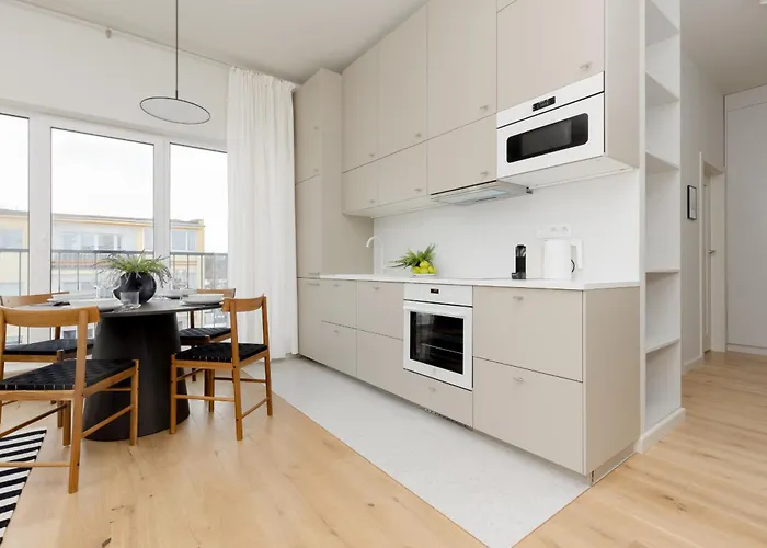 아파트 Bright 2-bedroom By Renters