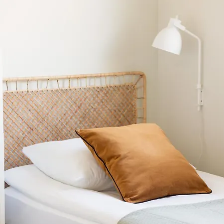 Bright 2-bedroom By Renters 华沙