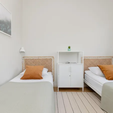 Bright 2-bedroom By Renters *